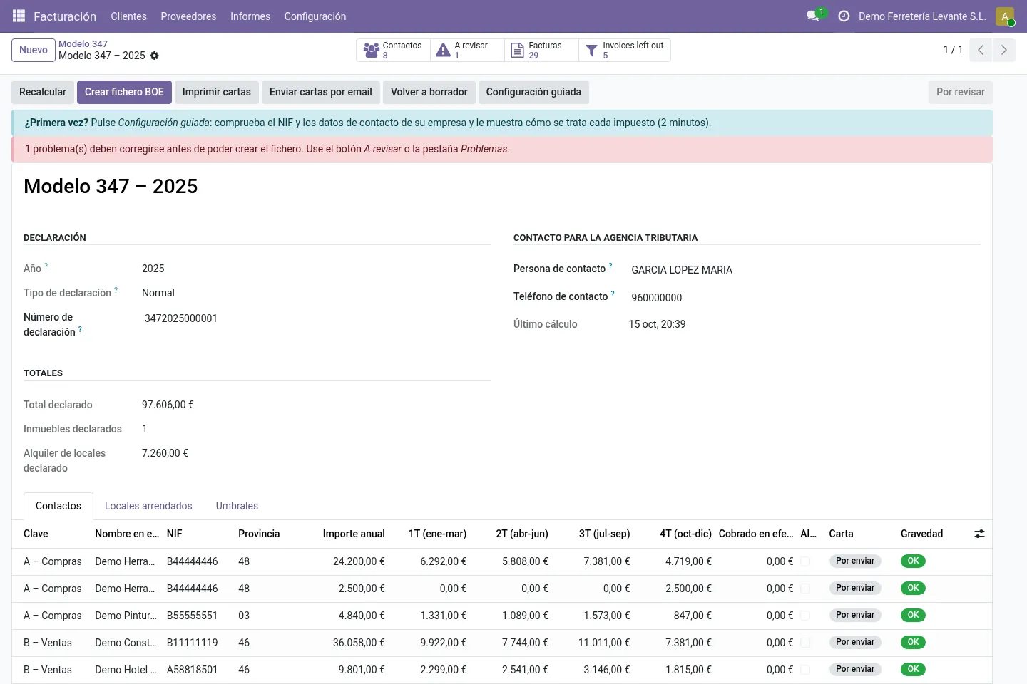 Pantalla de revisió amb un contacte assenyalat perquè li falta el NIF